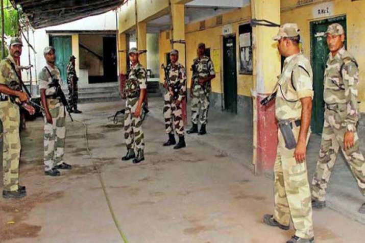 Centre to deploy over 71,000 security personnel to... Centre to deploy over 71,000 security personnel to...- India TV