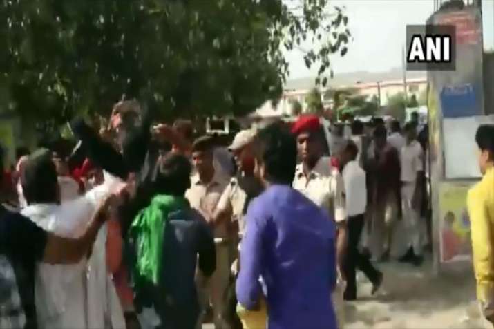 Bihar: Hindustani Awam Morcha & Jan Adhikar Party... Bihar: Hindustani Awam Morcha & Jan Adhikar Party...- India TV