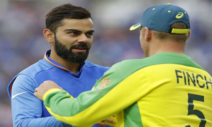 World Cup 2019: भारी गिल्लियों... World Cup 2019: भारी गिल्लियों...- India TV Hindi