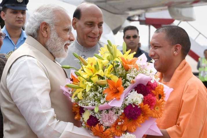 योगी के जन्मदिन पर प्रधानमंत्री, गृहमंत्री और रक्षामंत्री ने दी बधाई योगी के जन्मदिन पर प्रधानमंत्री, गृहमंत्री और रक्षामंत्री ने दी बधाई- India TV Hindi