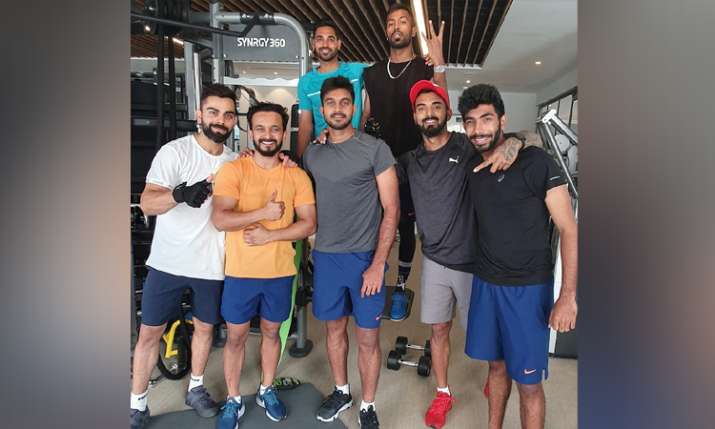 World Cup 2019: होटलों में सुविधा नहीं, प्राइवेट जिम में वर्कआउट कर रहे भारतीय खिलाड़ी World Cup 2019: होटलों में सुविधा नहीं, प्राइवेट जिम में वर्कआउट कर रहे भारतीय खिलाड़ी - India TV