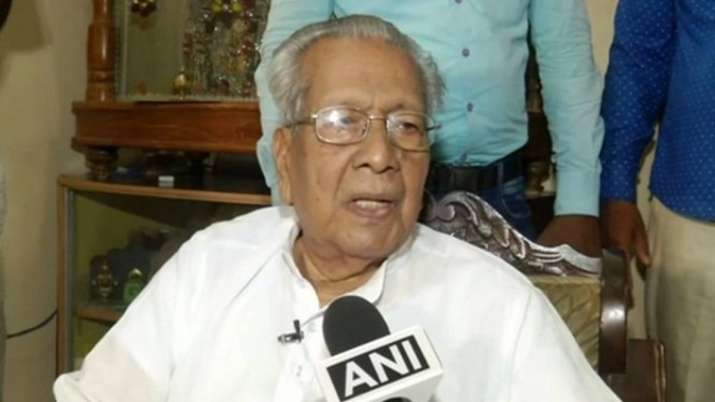 बिस्वभूषण हरिचंदन ने आंध्र प्रदेश के नए राज्यपाल के रूप में शपथ ली बिस्वभूषण हरिचंदन ने आंध्र प्रदेश के नए राज्यपाल के रूप में शपथ ली- India TV