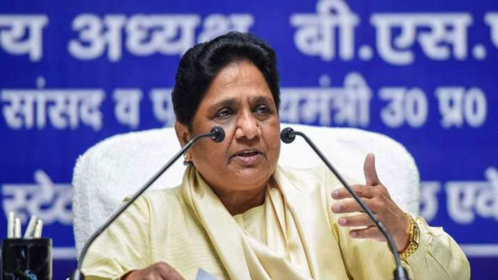 Mayawati targets BJP after Congress JDS government looses trust vote Mayawati targets BJP after Congress JDS government looses trust vote- India TV