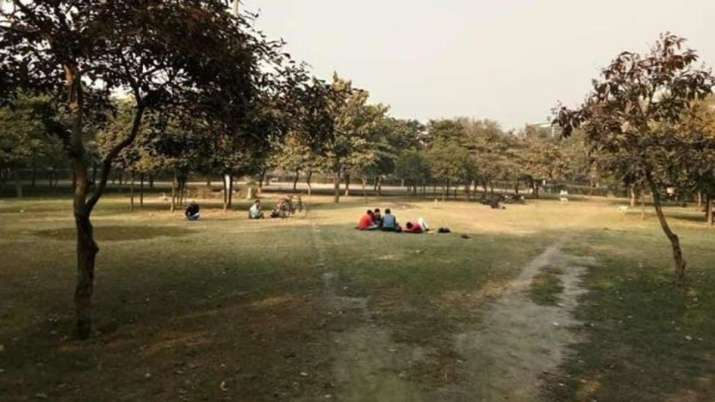 ‘अगवा’ व्यक्ति नोएडा के पार्क में गर्लफ्रेंड का इतंजार करता मिला ‘अगवा’ व्यक्ति नोएडा के पार्क में गर्लफ्रेंड का इतंजार करता मिला- India TV