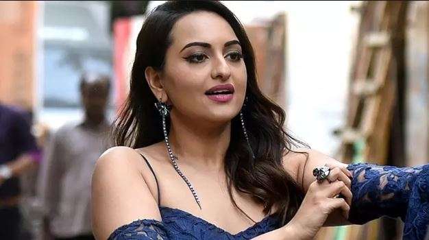 sonakshi-sinha-1563536245.jpg