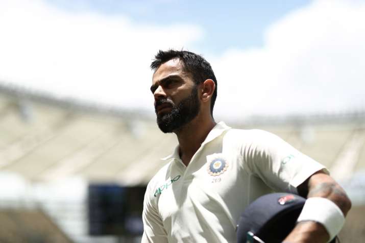 टेस्ट में धोनी के बराबर पहुंचने के करीब विराट कोहली टेस्ट में धोनी के बराबर पहुंचने के करीब विराट कोहली- India TV