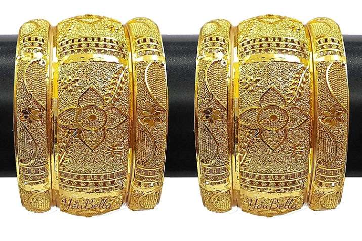 Gold hits all-time high, nears Rs 38,000; silver surges Rs 650 Gold hits all-time high, nears Rs 38,000; silver surges Rs 650- India TV Paisa
