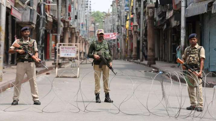 अमेरिका का बड़ा बयान, कहा-कश्मीर मुद्दे पर इन दो रणनीति पर काम कर रहे हैं काम अमेरिका का बड़ा बयान, कहा-कश्मीर मुद्दे पर इन दो रणनीति पर काम कर रहे हैं काम- India TV Hindi