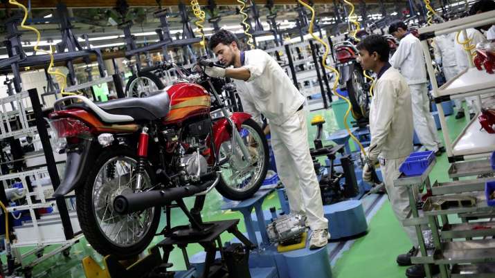 Hero MotoCorp comes out with voluntary retirement scheme for employees Hero MotoCorp comes out with voluntary retirement scheme for employees- India TV Paisa