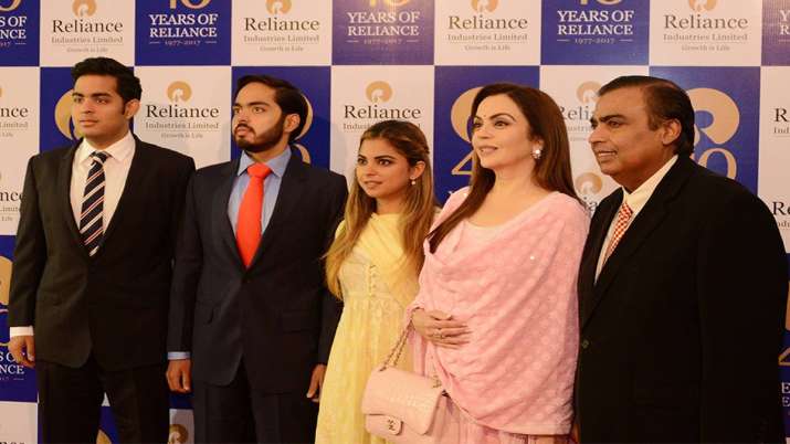Ambani brothers and many corporate biggies fail to cast their vote in Maharashtra Assembly elections Ambani brothers and many corporate biggies fail to cast their vote in Maharashtra Assembly elections- India TV Paisa