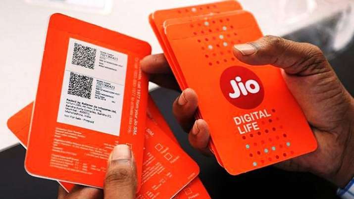 Reliance Jio Q2 net profit up 45.4Pc at Rs 990 crore Reliance Jio Q2 net profit up 45.4Pc at Rs 990 crore- India TV Paisa