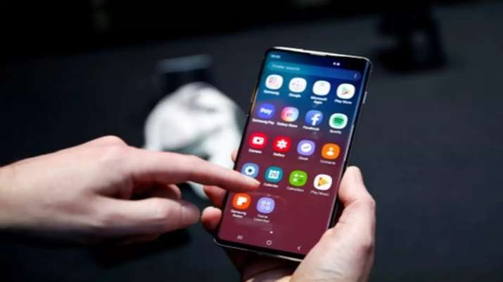 Samsung Galaxy S10 Samsung Galaxy S10 - India TV Paisa