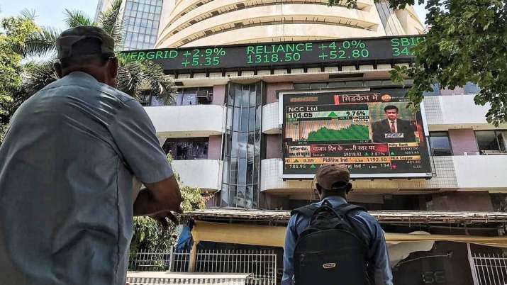 Sensex ends 70 pts higher; Airtel rallies 8 pc Sensex ends 70 pts higher; Airtel rallies 8 pc- India TV Paisa