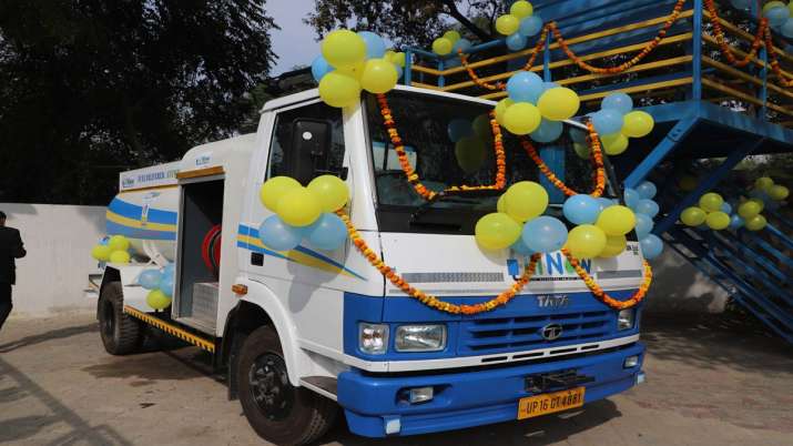 Bharat Petroleum begins doorstep delivery of diesel in Noida Bharat Petroleum begins doorstep delivery of diesel in Noida- India TV Paisa
