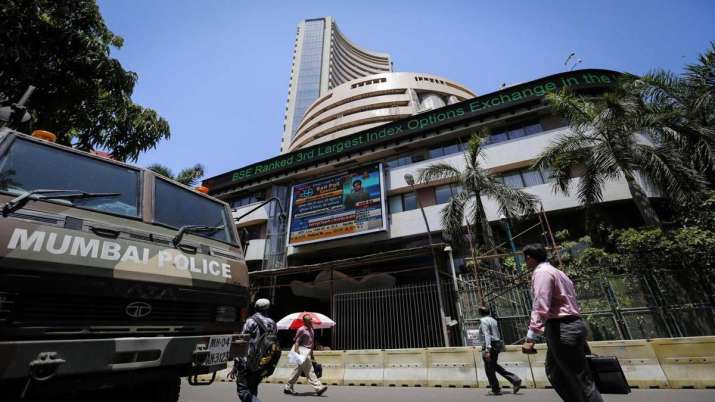Sensex, Nifty close higher ahead of RBI policy decision Sensex, Nifty close higher ahead of RBI policy decision- India TV Paisa