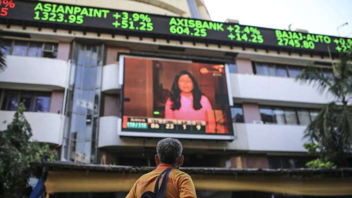Sensex zooms 635 pts, Nifty reclaims 12,200 Sensex zooms 635 pts, Nifty reclaims 12,200- India TV Paisa