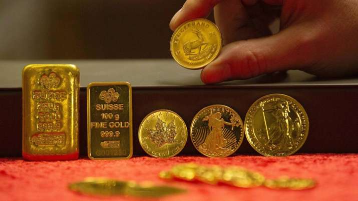 Gold prices fall Rs 162, silver tumbles Rs 657 Gold prices fall Rs 162, silver tumbles Rs 657- India TV Paisa
