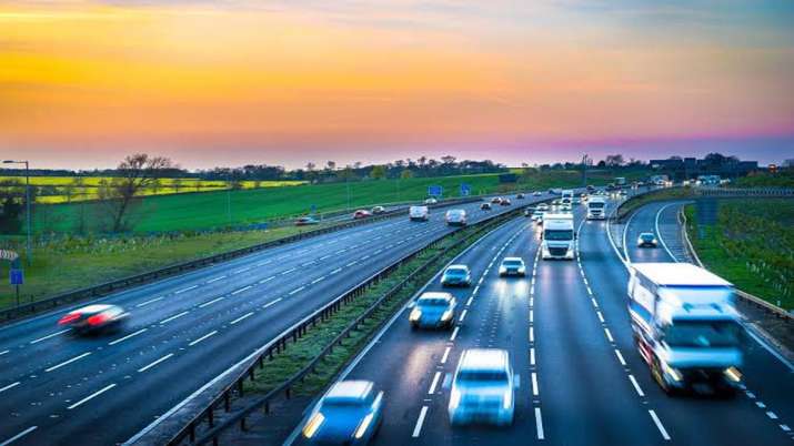 Highways sector needs Rs 19.63 lakh cr investment by 2024-25 Highways sector needs Rs 19.63 lakh cr investment by 2024-25- India TV Paisa