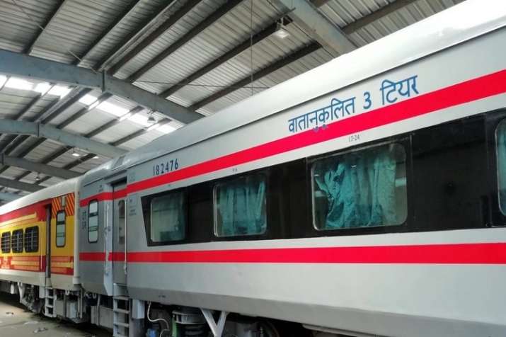 train reservation, reservation chart, Indian railway, railway confirm ticket train reservation, reservation chart, Indian railway, railway confirm ticket- India TV Paisa