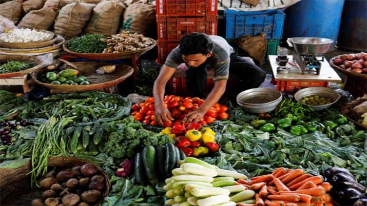 Retail inflation jumps to 7.35 pc in Dec, crosses RBI's comfort level Retail inflation jumps to 7.35 pc in Dec, crosses RBI's comfort level- India TV Paisa