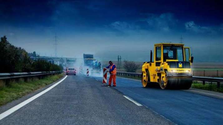 RIL approaches NHAI for offering waste plastic-to-road technology RIL approaches NHAI for offering waste plastic-to-road technology- India TV Paisa