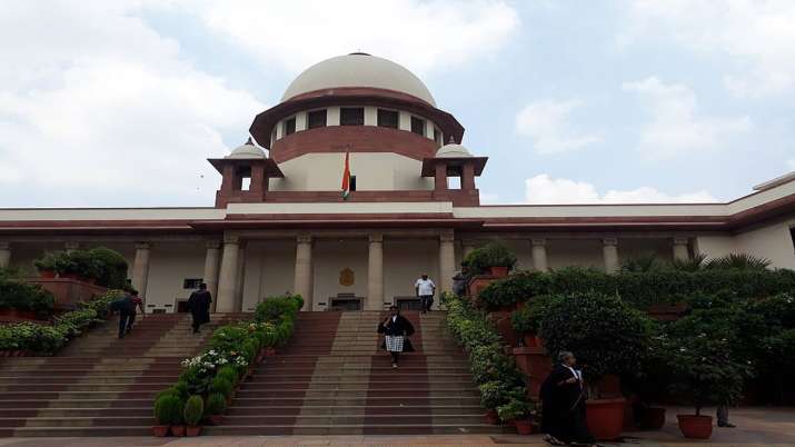 Telcos move plea in SC seeking fresh schedule for payment of Rs 1.47 lakh Cr statutory dues Telcos move plea in SC seeking fresh schedule for payment of Rs 1.47 lakh Cr statutory dues- India TV Paisa