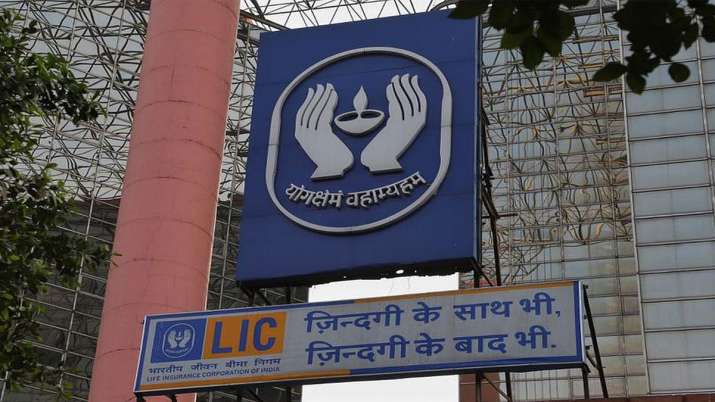 Proposed IPO of LIC to benefit insurance industry, says Fitch Proposed IPO of LIC to benefit insurance industry, says Fitch- India TV Paisa
