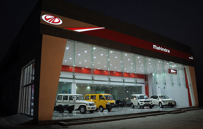 Mahindra Mahindra - India TV Paisa