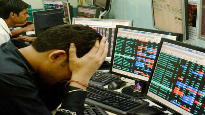 Sensex tanks over 800 pts, Nifty close below 12K Sensex tanks over 800 pts, Nifty close below 12K- India TV Paisa