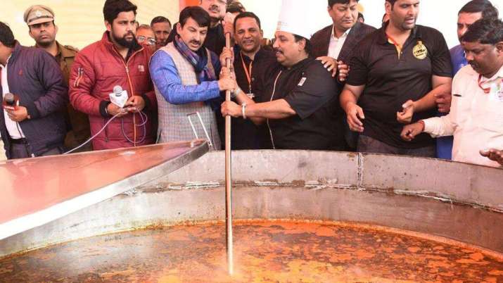 BJP launches Mahabhoj campaign, provide food to 5 crore people daily BJP launches Mahabhoj campaign, provide food to 5 crore people daily- India TV