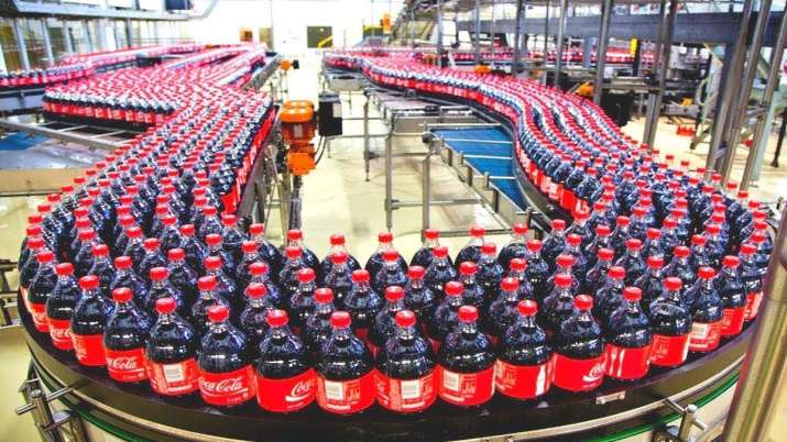 FIR against Coca Cola factory in Himachal Pradesh for operating in violation of lockdown order FIR against Coca Cola factory in Himachal Pradesh for operating in violation of lockdown order- India TV Paisa