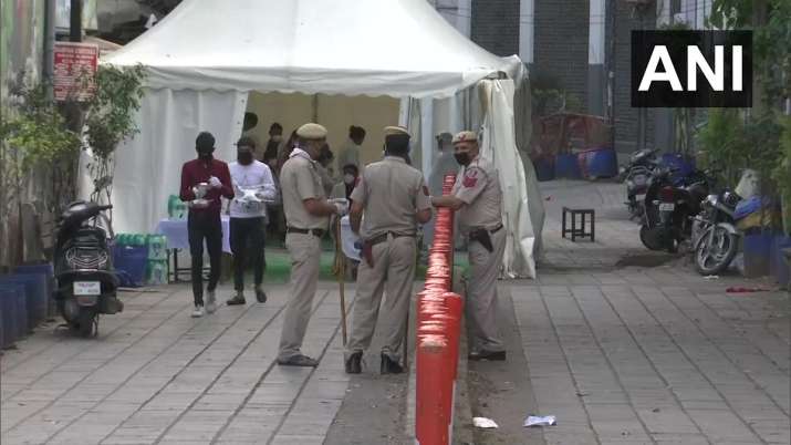 दिल्ली सरकार ने निजामुद्दीन में तब्लीगी-जमात के आयोजन को लेकर FIR दर्ज करने का आदेश दिया दिल्ली सरकार ने निजामुद्दीन में तब्लीगी-जमात के आयोजन को लेकर FIR दर्ज करने का आदेश दिया- India TV Hindi