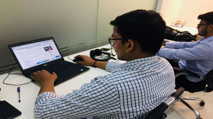 UP Govt directed that private firm employees can work from home UP Govt directed that private firm employees can work from home- India TV Paisa