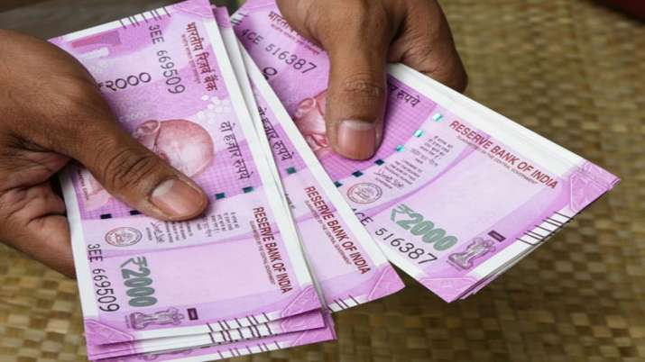 No decision to discontinue printing of Rs 2,000 banknotes, says Anurag Thakur No decision to discontinue printing of Rs 2,000 banknotes, says Anurag Thakur- India TV Paisa