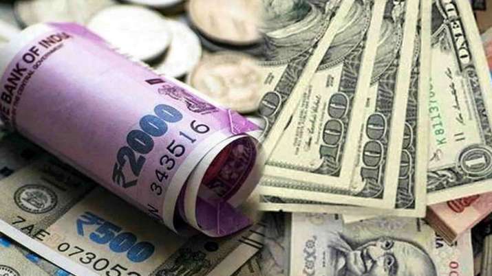 Rupee slumps 50 paise to 72.74 against US dollar after fresh coronavirus cases emerge Rupee slumps 50 paise to 72.74 against US dollar after fresh coronavirus cases emerge- India TV Paisa