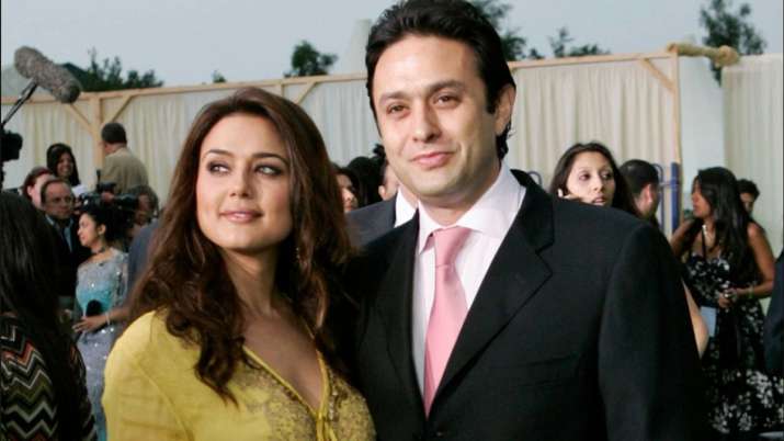 Ness Wadia, 4 group firms settle with SEBI Ness Wadia, 4 group firms settle with SEBI- India TV Paisa