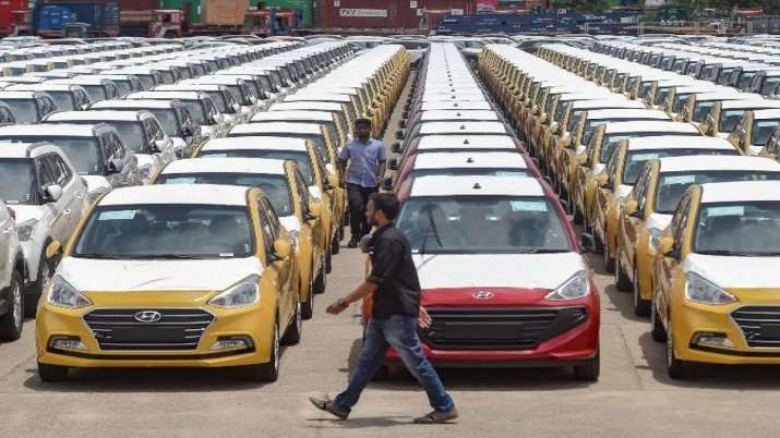 Auto dealers, sales margin, cost reduction Auto dealers, sales margin, cost reduction - India TV Paisa