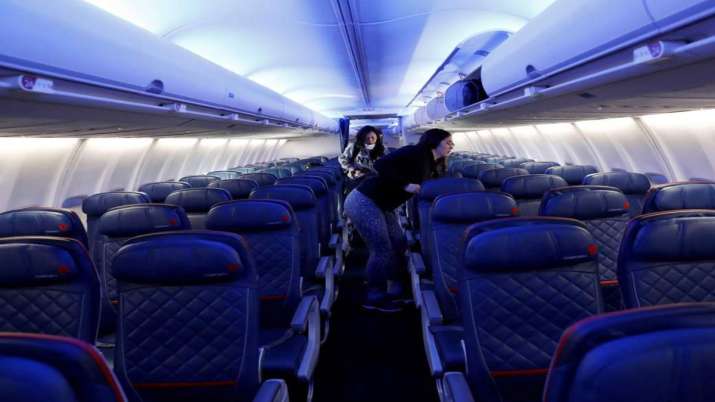 DGCA issues 7 fare bands, fix lower and upper limit of domestic flights fare DGCA issues 7 fare bands, fix lower and upper limit of domestic flights fare- India TV Paisa