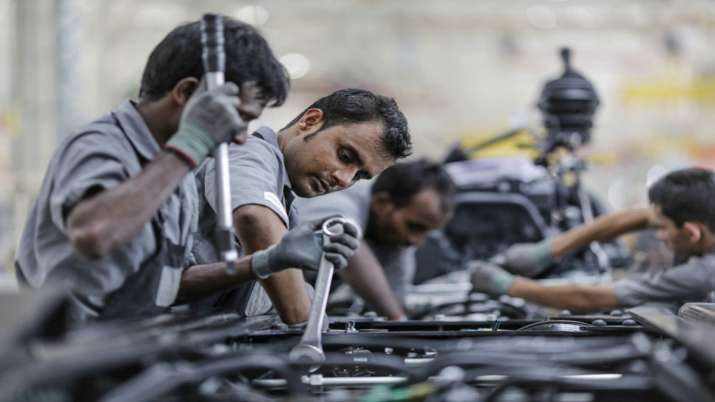 UP Govt Suspend Key Labour Laws, Workers' Rights for Three Years UP Govt Suspend Key Labour Laws, Workers' Rights for Three Years- India TV Paisa