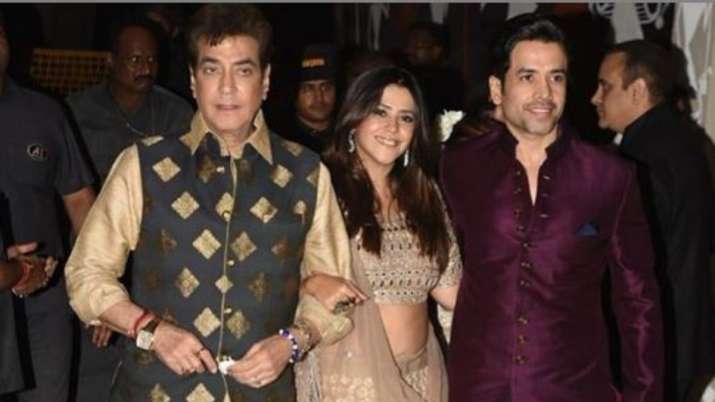 jeetendra ekta kapoor and tusshar kapoor jeetendra ekta kapoor and tusshar kapoor- India TV Hindi