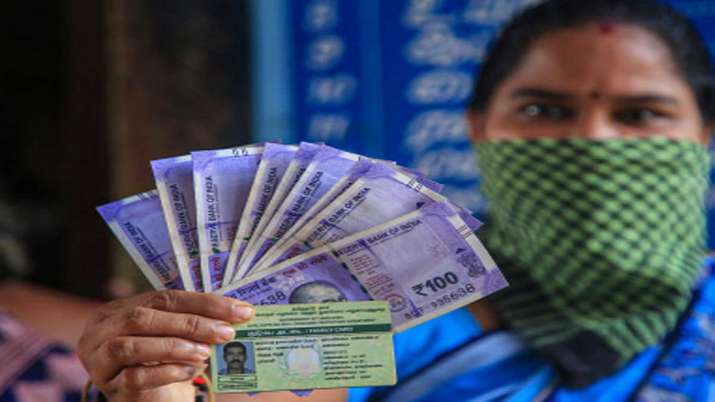 World Bank projects Indian economy to contract 3.2percent in FY21 World Bank projects Indian economy to contract 3.2percent in FY21- India TV Paisa