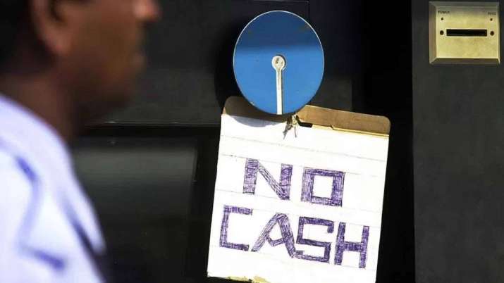 Rahul Gandhi says refusing to give cash support to people is Demonetisation 2.0 Rahul Gandhi says refusing to give cash support to people is Demonetisation 2.0- India TV Paisa