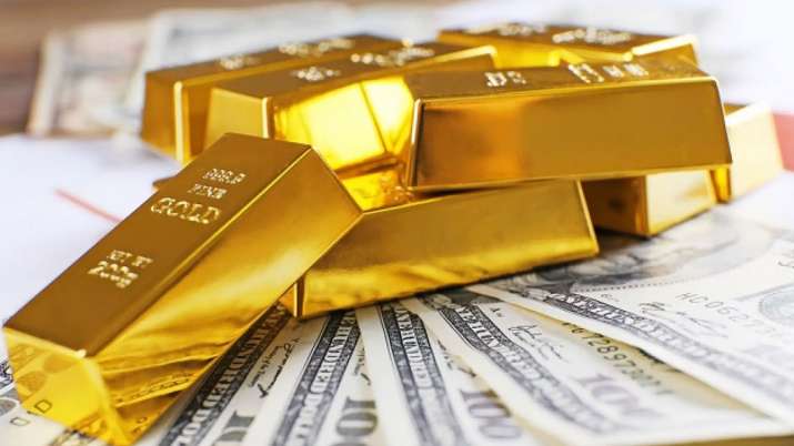 Gold price hit fresh record high of Rs 51,833 per 10 gram Gold price hit fresh record high of Rs 51,833 per 10 gram- India TV Paisa