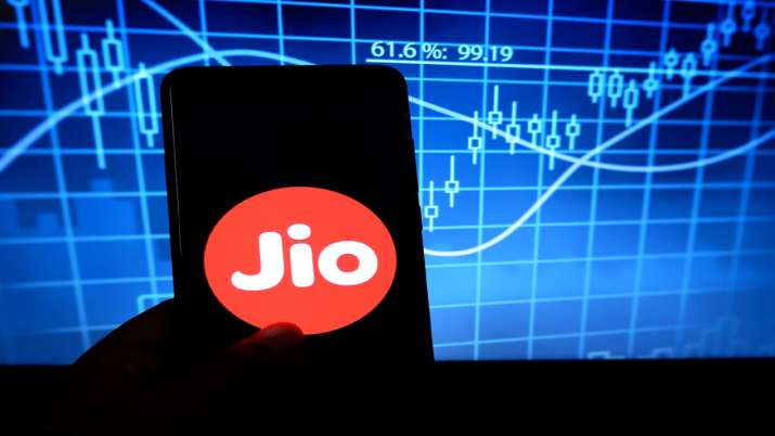 Intel to invest Rs 1,895 crore in Jio Platforms for 0.39pc stake Intel to invest Rs 1,895 crore in Jio Platforms for 0.39pc stake- India TV Paisa