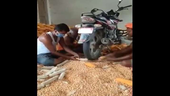 Anand Mahindra impressed by creativity of our farmers Anand Mahindra impressed by creativity of our farmers- India TV Paisa
