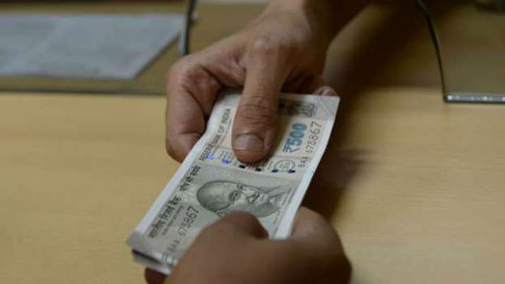 how to withdraw money from EPF account and tax rules how to withdraw money from EPF account and tax rules- India TV Paisa