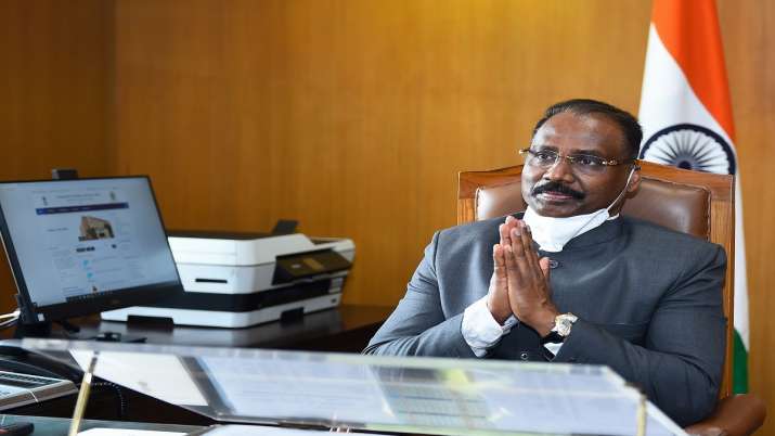 G C Murmu sworn in as CAG G C Murmu sworn in as CAG- India TV Paisa