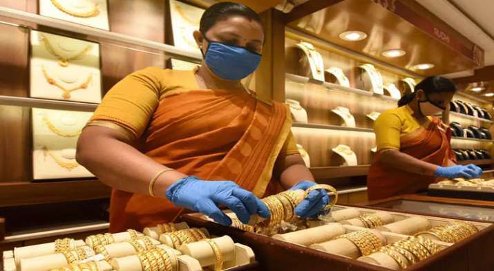 Next tranche of gold bond opens on Aug 31, issue price at Rs 5,117 per gram Next tranche of gold bond opens on Aug 31, issue price at Rs 5,117 per gram - India TV Paisa