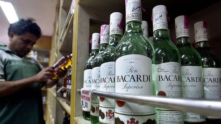 Liquor sales decline up to 60per cent in May-June in states with high Corona cess Liquor sales decline up to 60per cent in May-June in states with high Corona cess- India TV Paisa
