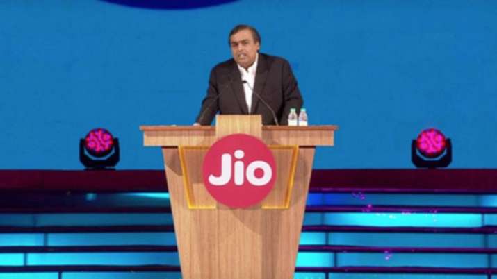 Jio-RCom spectrum sharing deal not connected with AGR liability Jio-RCom spectrum sharing deal not connected with AGR liability- India TV Paisa